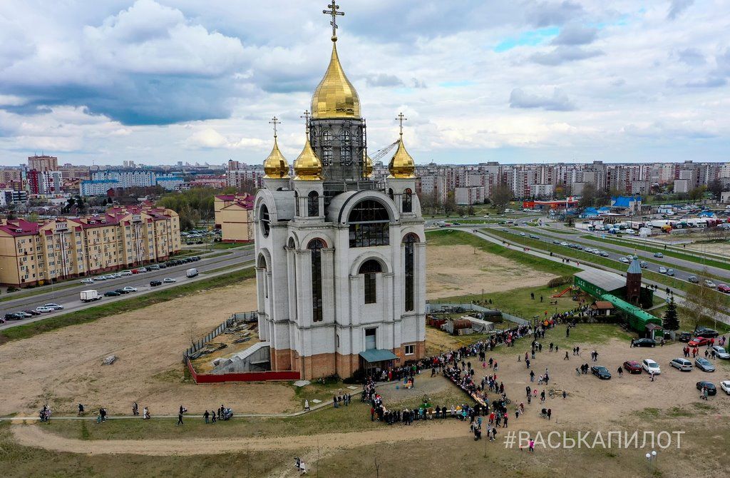 Брест встречает Пасху