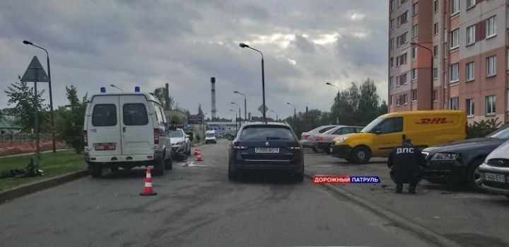 В Бресте на ул. Ясеневой произошло ДТП с участием мотоциклиста