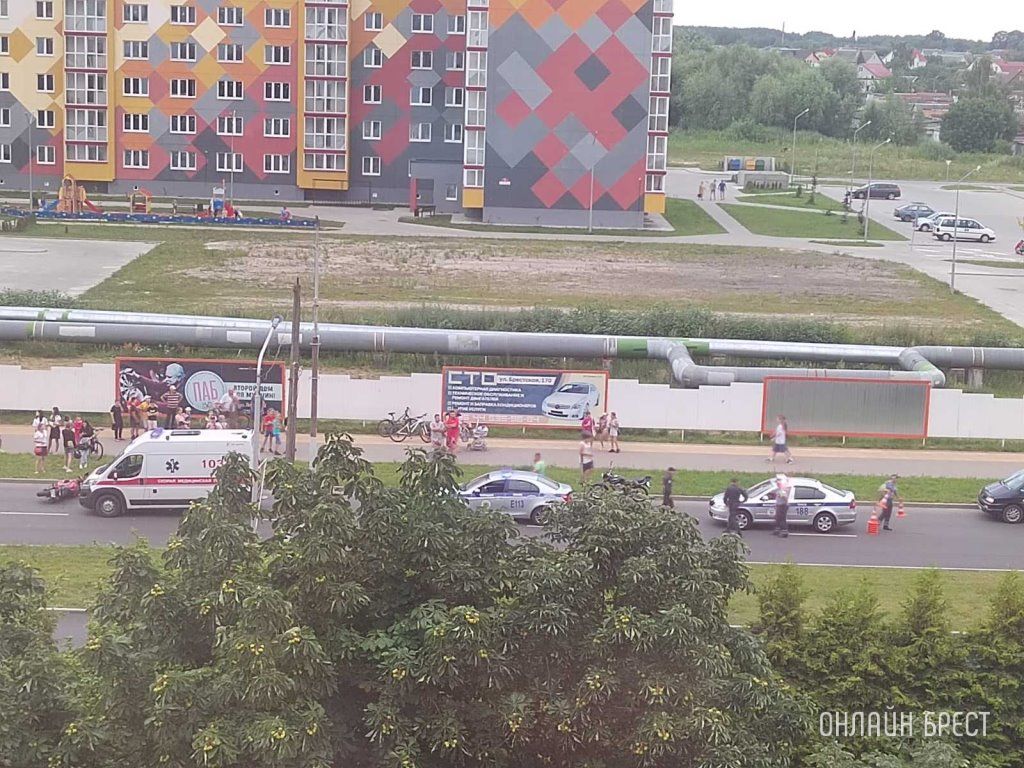 Очевидец: Сегодня в Пинске произошло ДТП с участием мотоциклиста