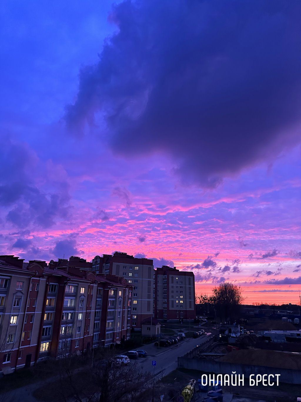 Вчера в Бресте был невероятно красивый закат