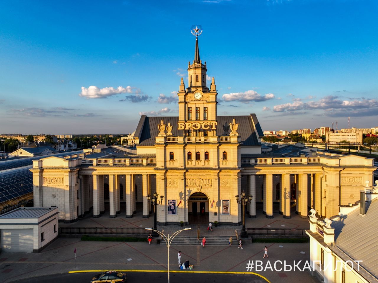 Полетали над ЖД вокзалом в Бресте