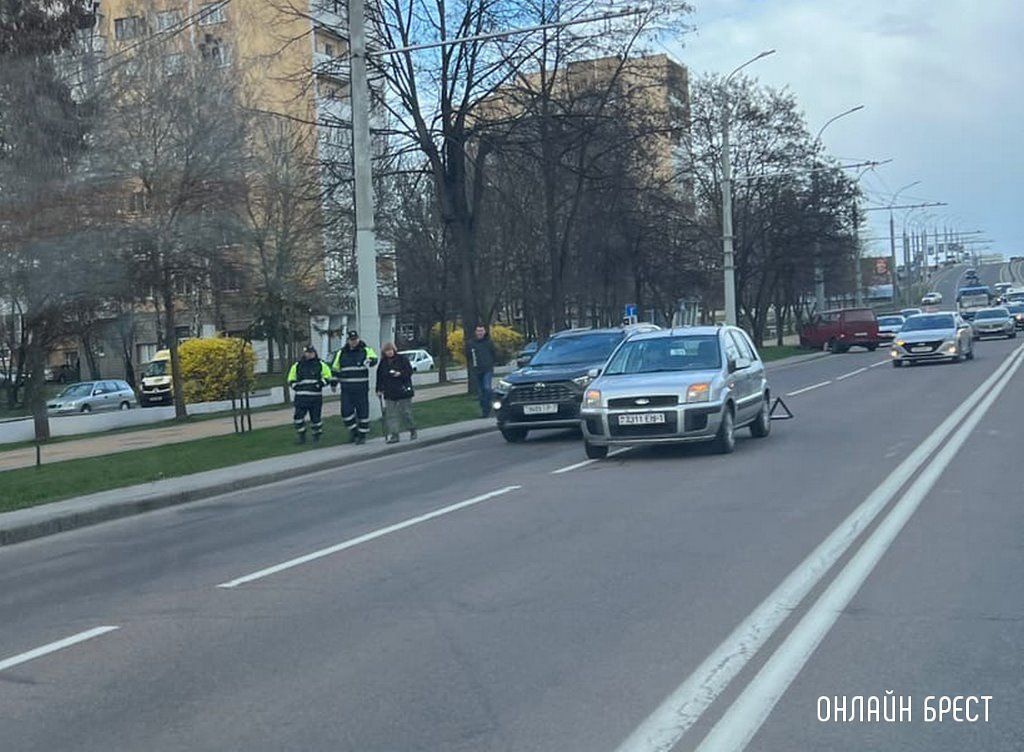 Читатель: Вчера на Машерова в Бресте произошло ДТП