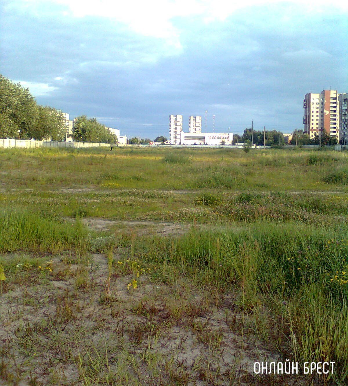 Читатель: Брест, м-н Восток, 2010 год. Сейчас на этом месте построен Экватор