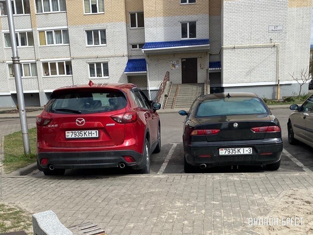 Бывают же совпадения. Собрали подборку фото от наших читателей