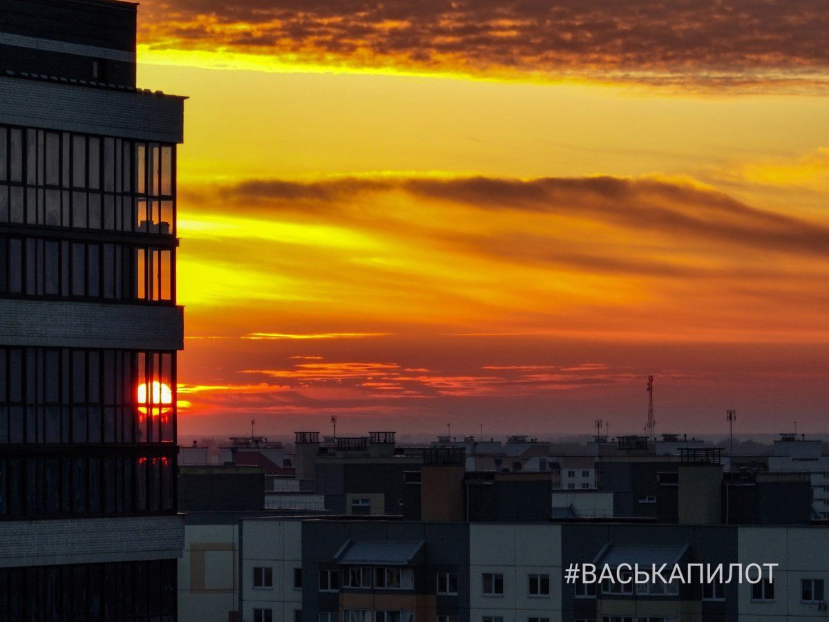 Посмотрите, какой красивый закат был сегодня в Бресте
