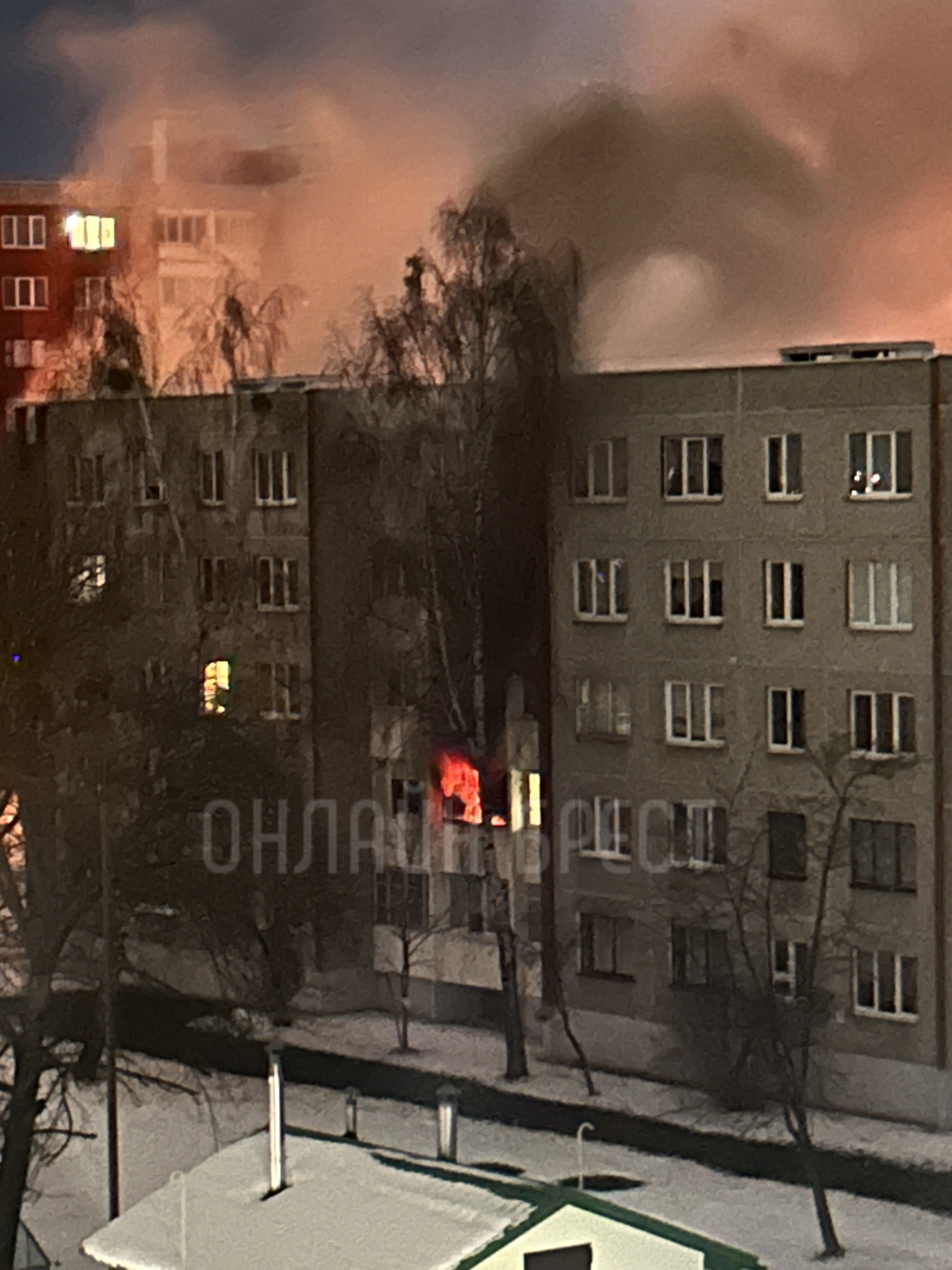 Читатель: В Бресте этой ночью на Ленинградской произошёл серьёзный пожар