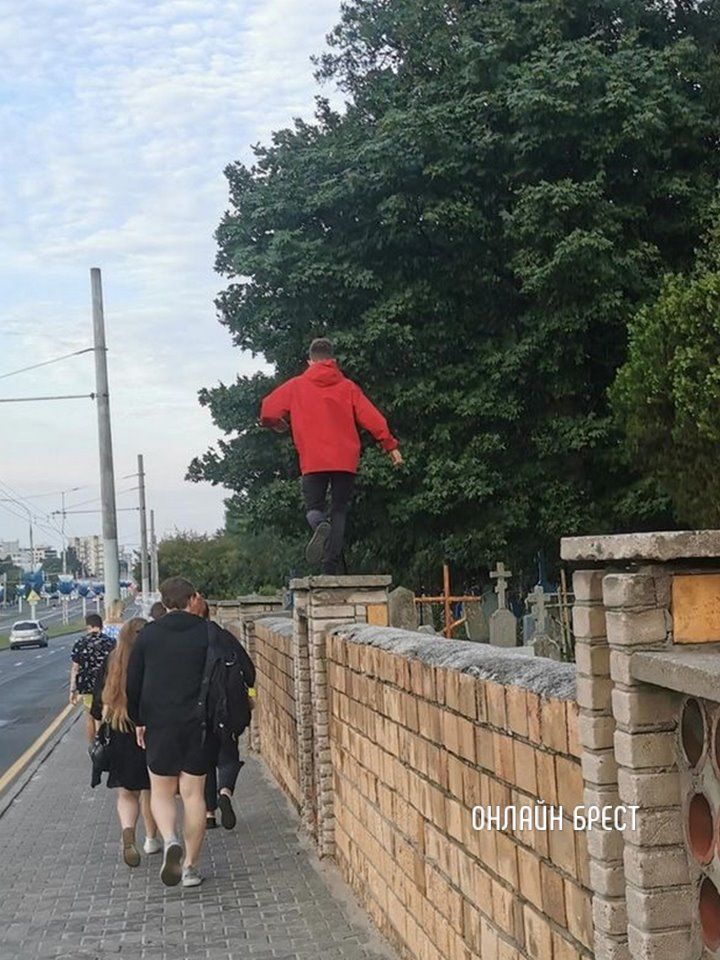 Читатель: Как-то так... Фото сделаны в Бресте