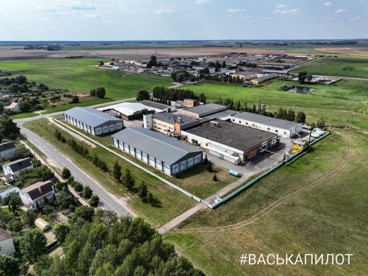 Остромечево - перспективный агрогородок возле Бреста. Видео с высоты