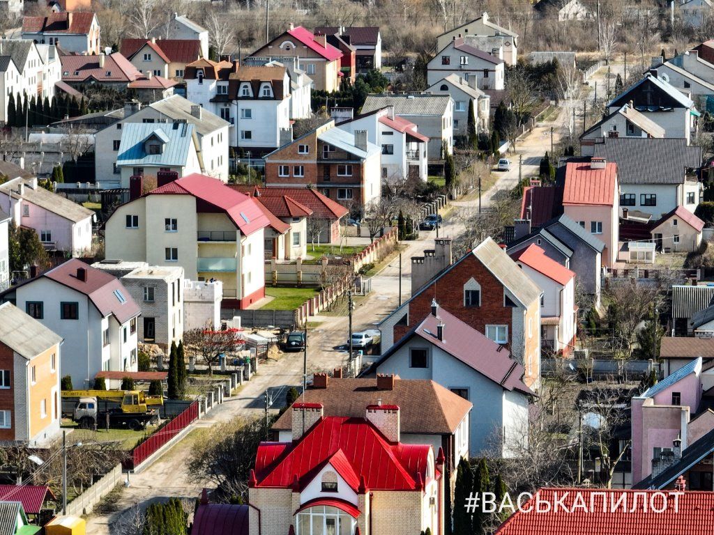 Брест, м-н Ковалево. Смотрим на домики частного сектора с высоты