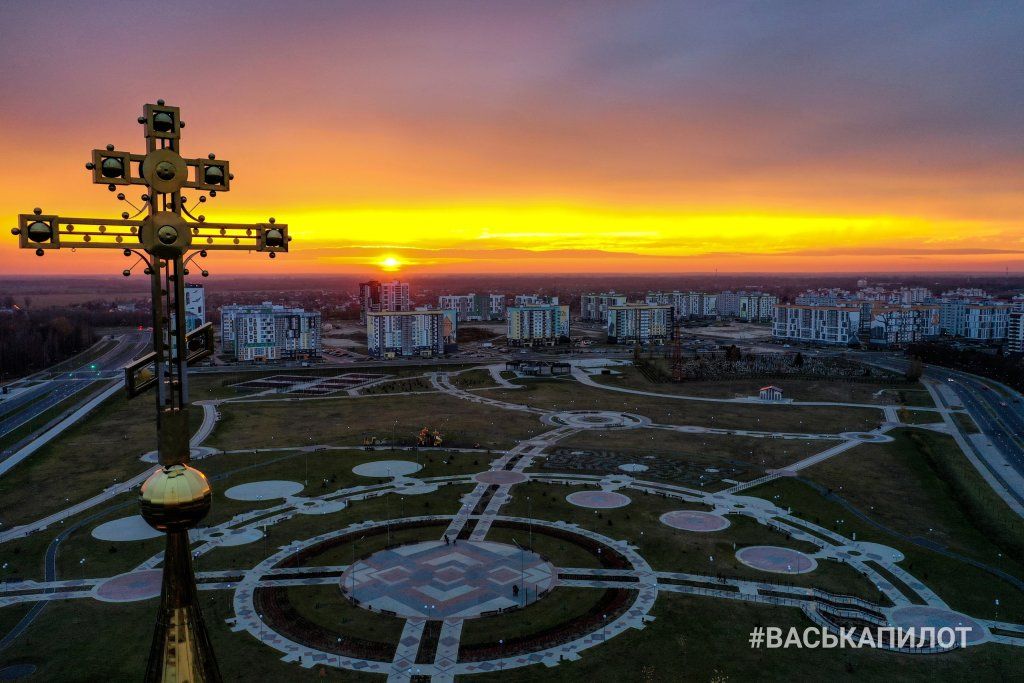 Посмотрите, какой сегодня был красивый закат в Бресте