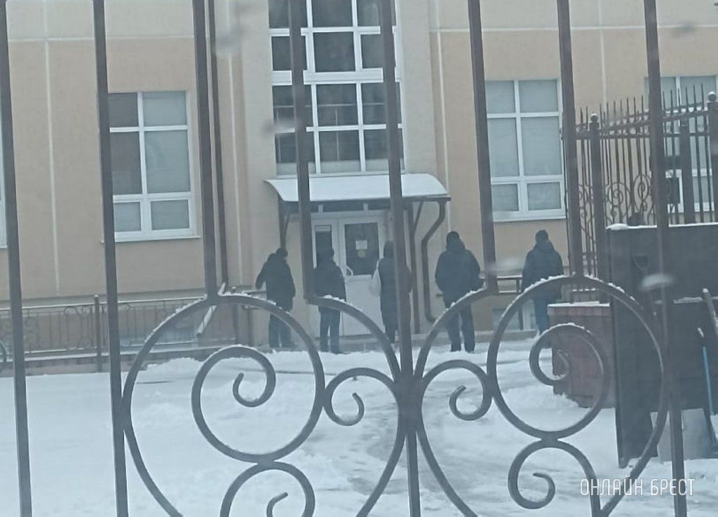 Читатель: Вот такая очередь в поликлинику в Южном