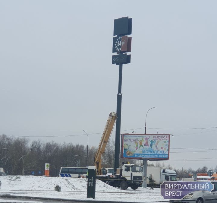 В Бресте на McDonald’s сняли вывеску