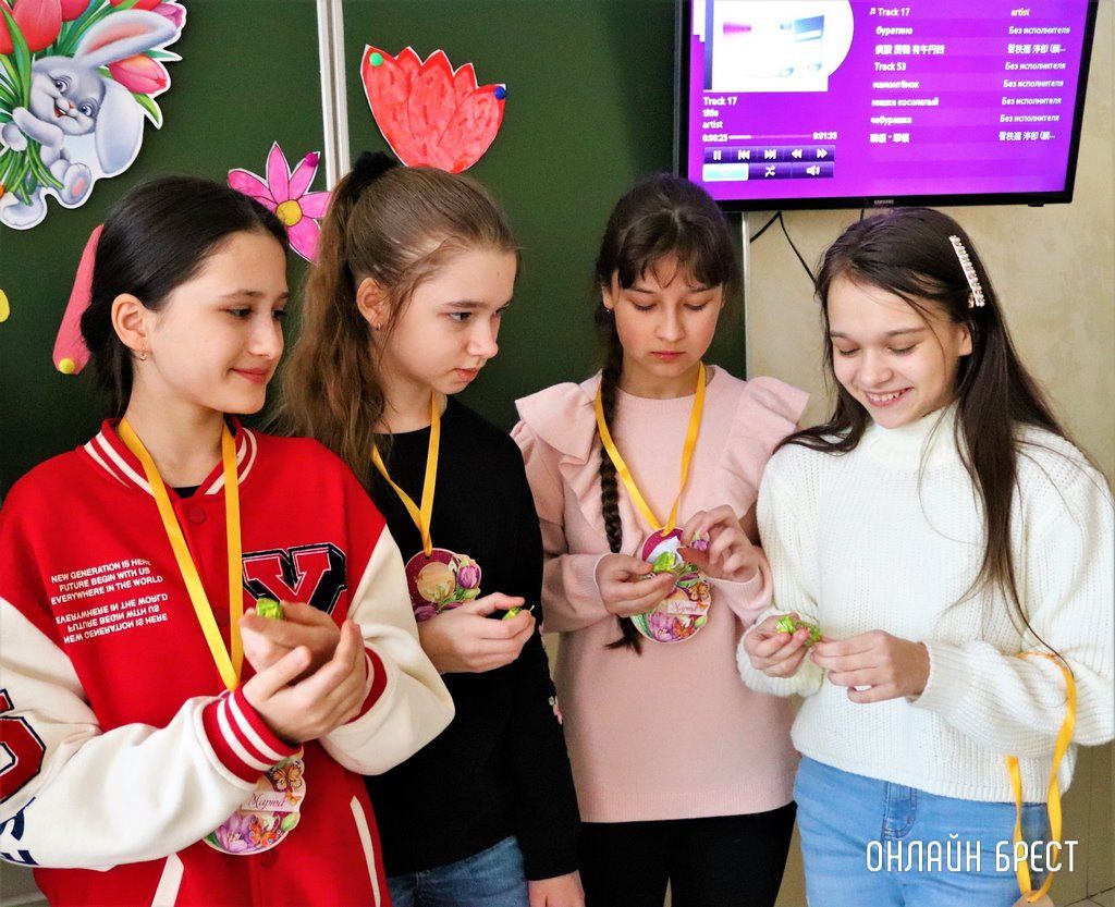 Читатель: Конкурсная программа к Международному женскому дню в средней школе № 28 г. Бреста