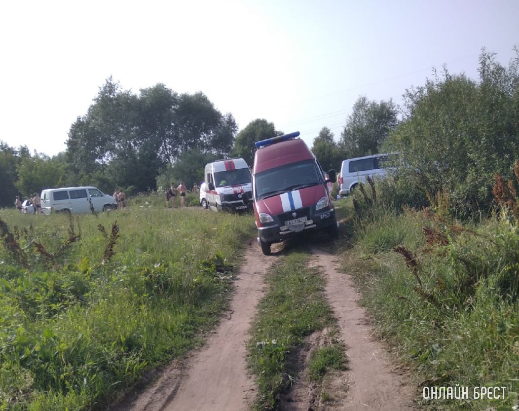 Брест, Катин Бор. Что-то произошло. Подробностей нет