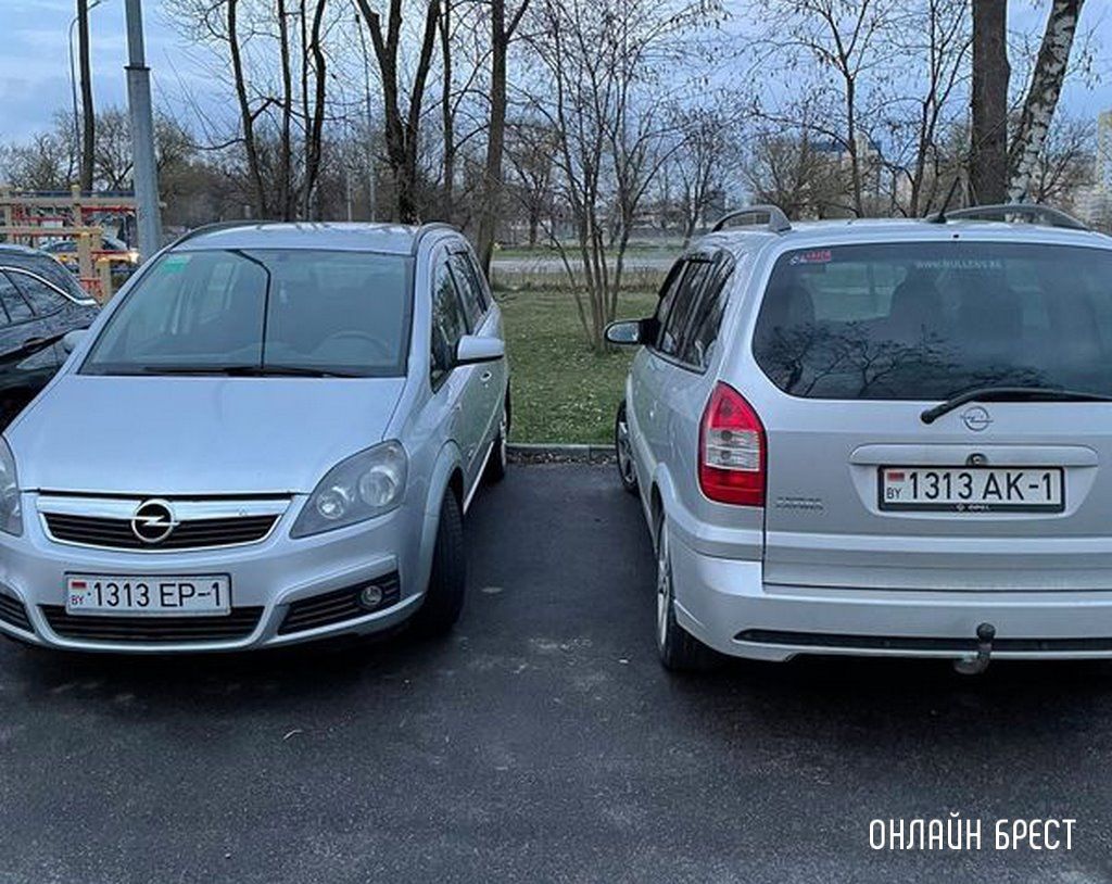 Читатель: Два «Опеля». И снова замечены автомобили с одинаковыми номерами :)