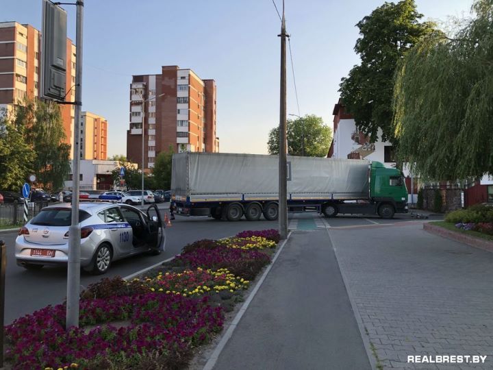 ДТП в Бресте: фура и велосипед