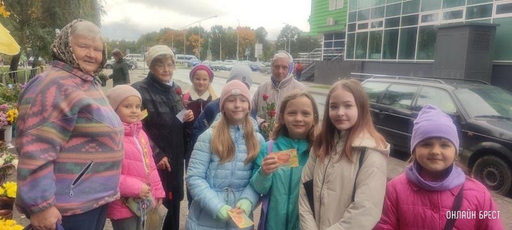 Акция «Осенний день для добрых дел» прошла  в ГУО «Начальная школа №9 г. Бреста»