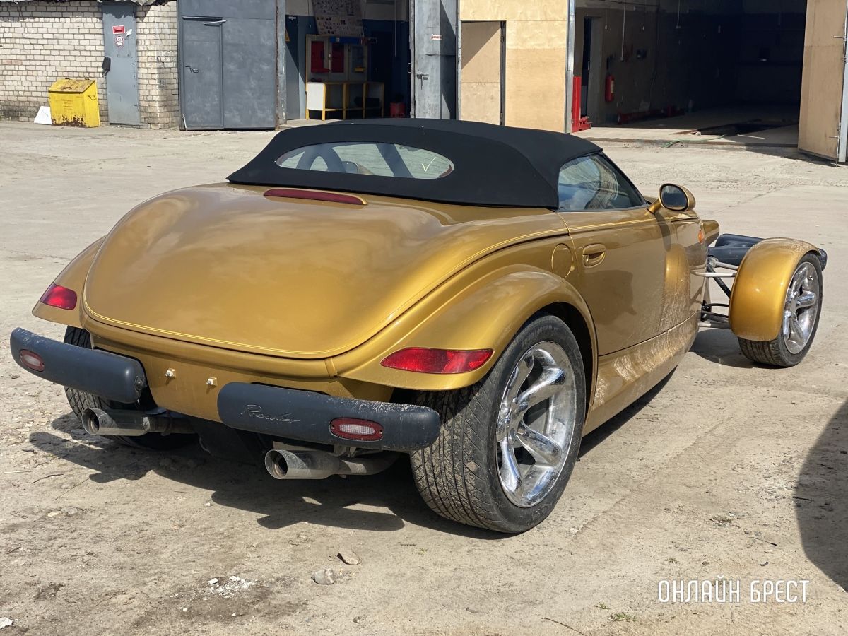 Читатель: Посмотрите, какой интересный автомобиль замечен в Бресте