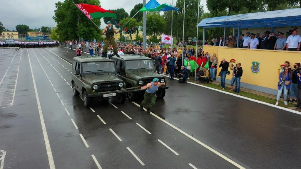 38-я отдельная гвардейская десантно-штурмовая бригада в Бресте отметила свое 45-летие