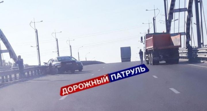 Очевидец: На мосту возле Брестской крепости произошло ДТП