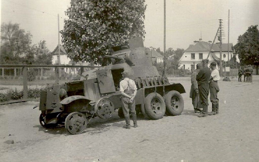 Как было раньше: Брест, вид на перекресток ул. Ленина и пр-кт Машерова