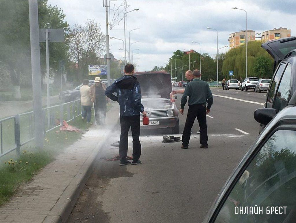 Читатель: Вчера в Ивацевичах тушили Golf
