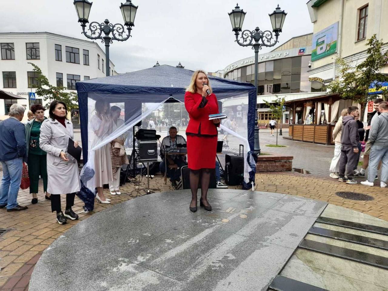 Сегодня на Советской в Бресте. Литературно-поэтический марафон «Читающий бульвар на выезде»