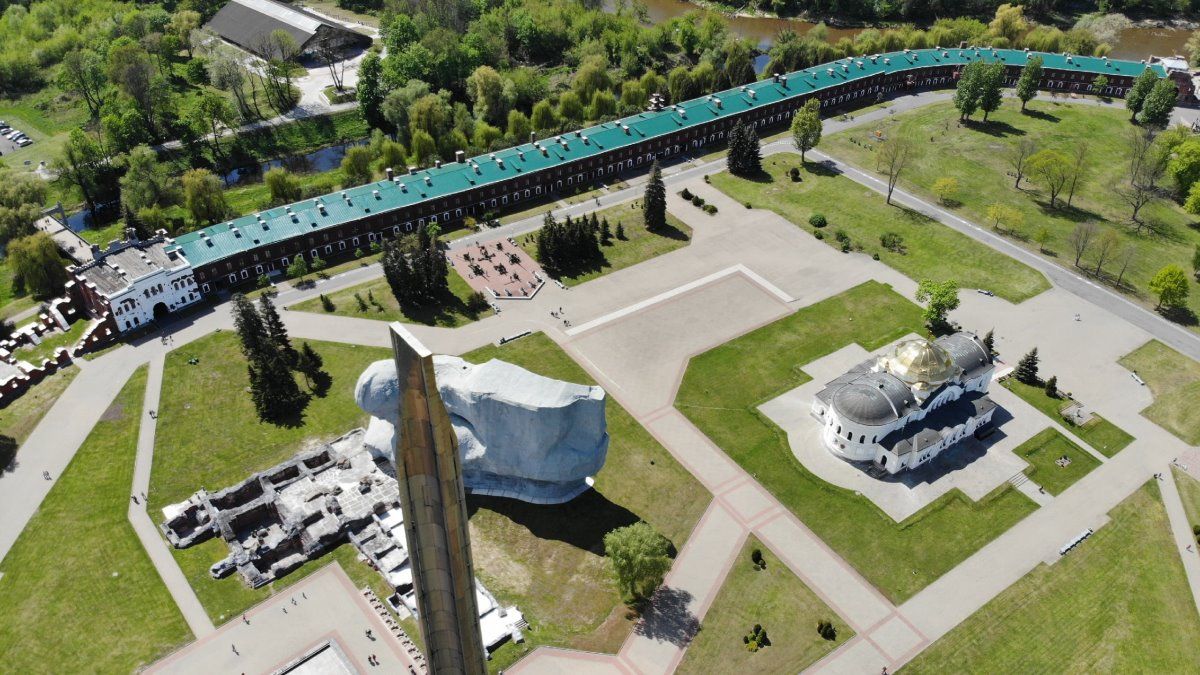 Брестская крепость с высоты птичьего полёта