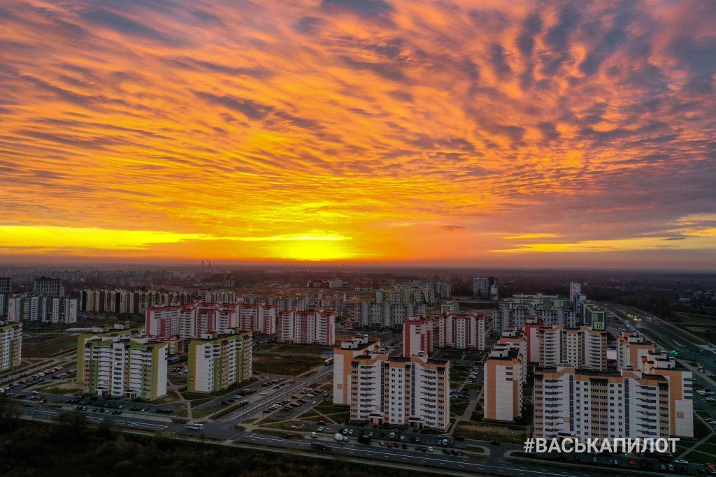 Посмотрите, какой сегодня был красивый рассвет в Бресте