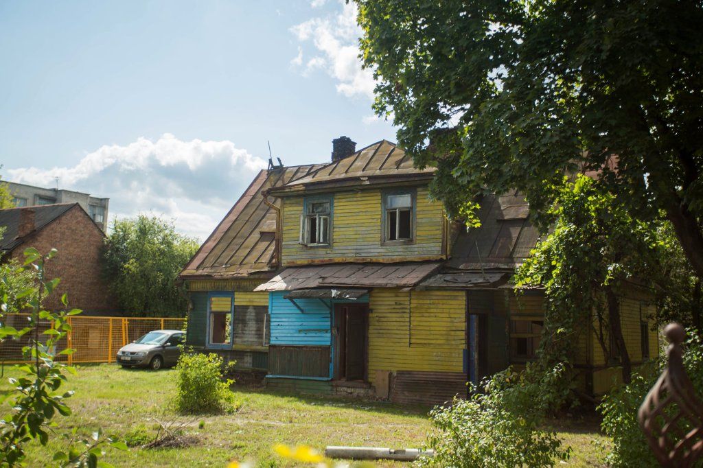 Угол Леваневского - Чапаева. Брест, 2017 год