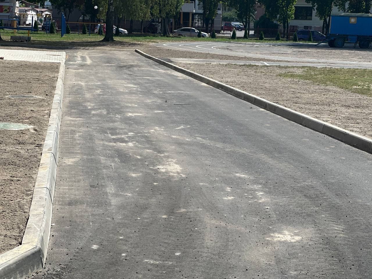 Благоустроенная территория ГУО «Средняя школа №9 г.Бреста имени А.Ф.Наганова»