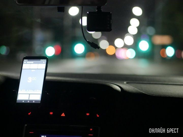 Читатель: Много пишут о «высоких» заработках таксистов в разных городах. Но почему то эта тема обходит стороной Брест. Попробую это исправить