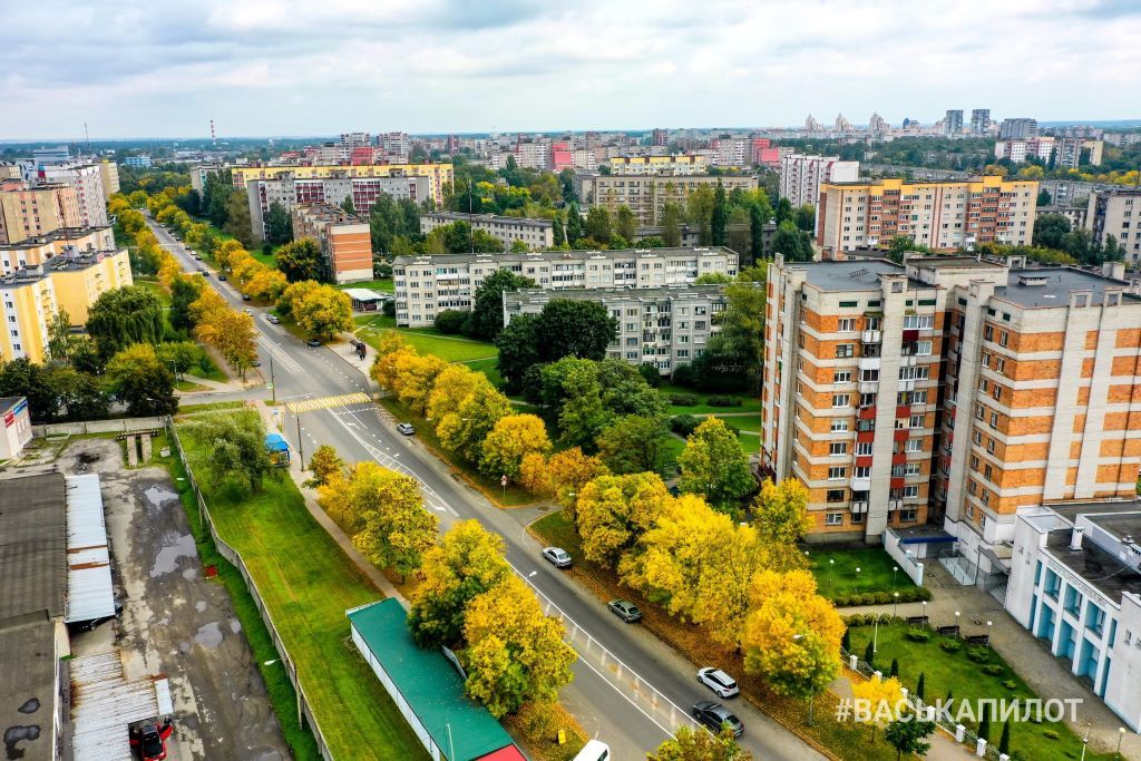 Осень. Брест, ул. Советской Конституции