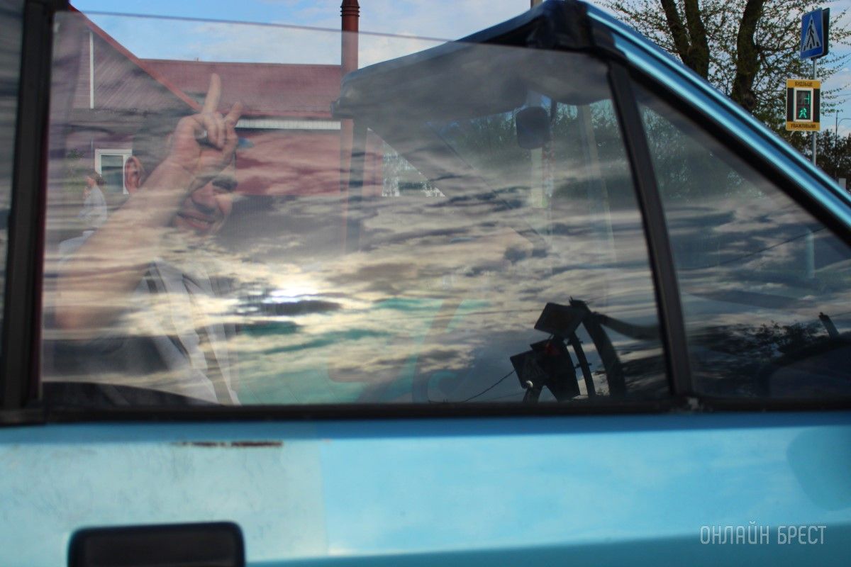 Читатель: Интересный автомобиль на дорогах Бреста. Ford Escort XR3i Cabriolet