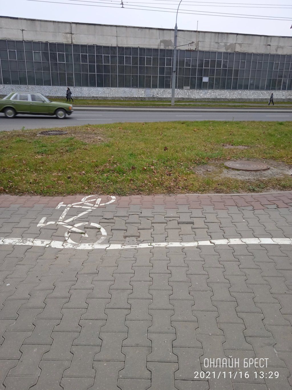 Читатель: Провал тротуарной плитки по ул.Пионерской в Бресте