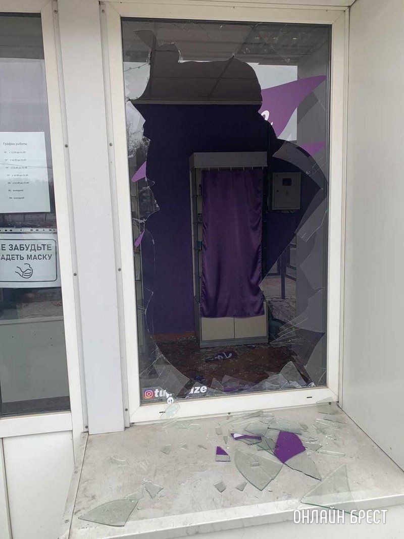 Читатель: В Бресте этой ночью ограбили магазин