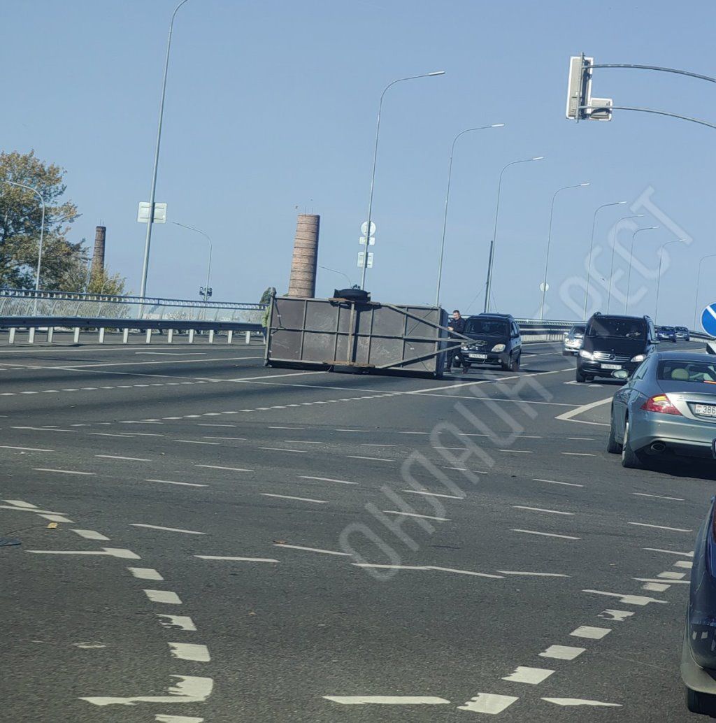 Очевидец: В Бресте на Западном обходе произошло ДТП