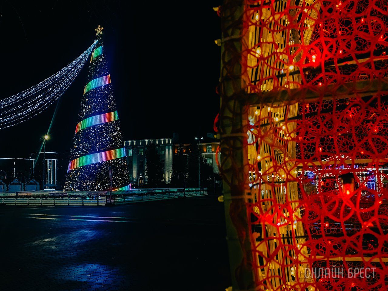 Новогодняя иллюминация в Бресте