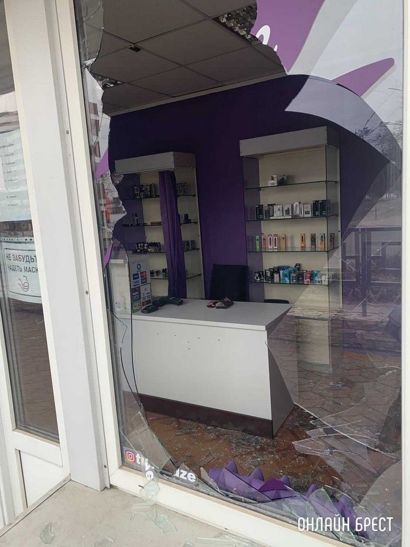 Читатель: В Бресте этой ночью ограбили магазин