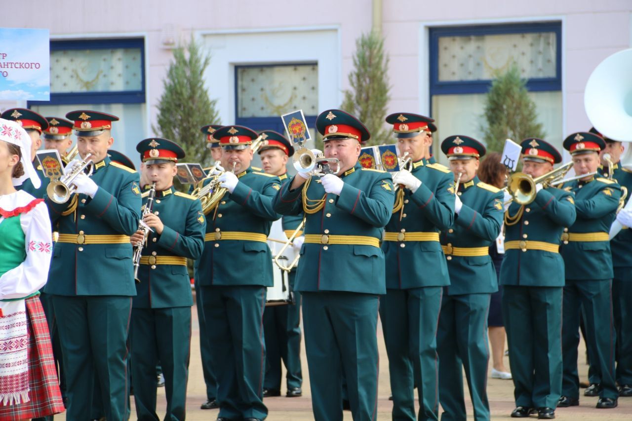 Парад оркестров. Сегодня на Ленина в Бресте