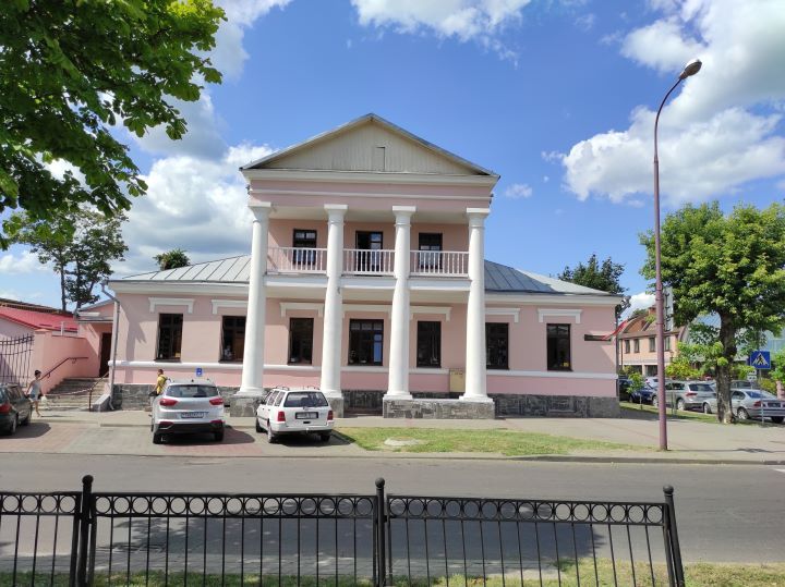 Особняки братьев Ягминов - первые кирпичные дома в Бресте после переноса города на новое место