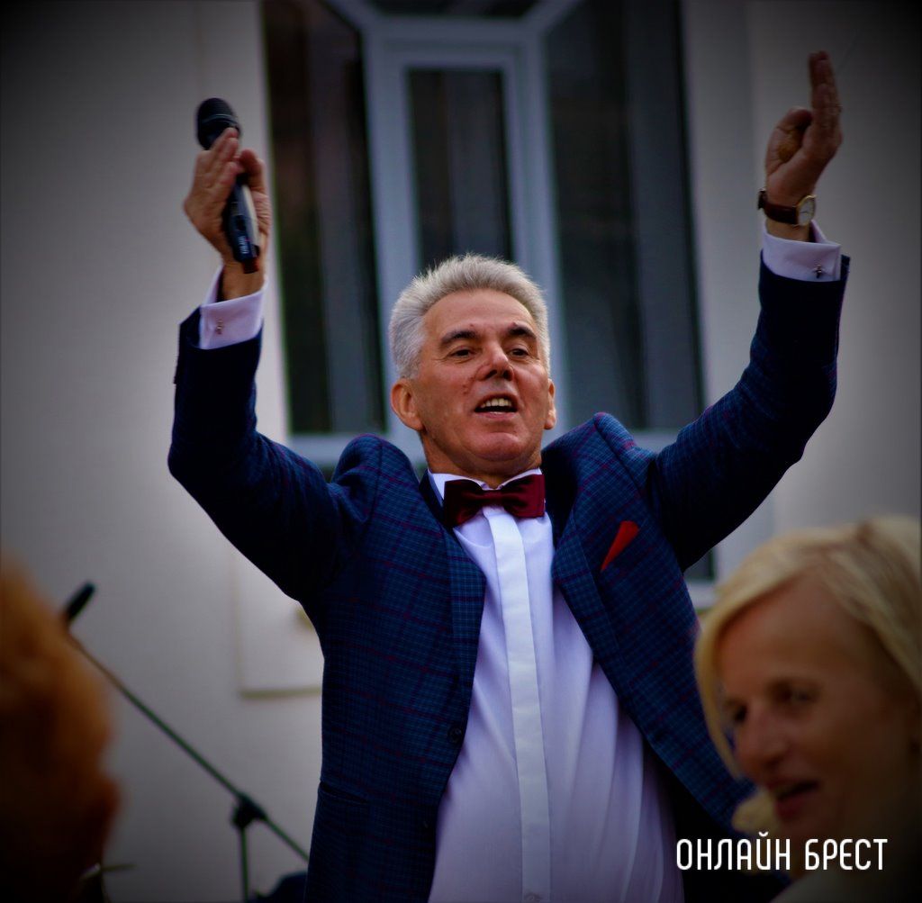 Читатель: Эмоции и настроение на «Балу на Советской»