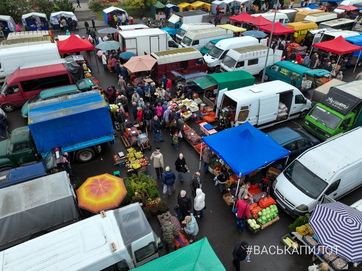 Посмотрим на осеннюю ярмарку в Бресте с высоты