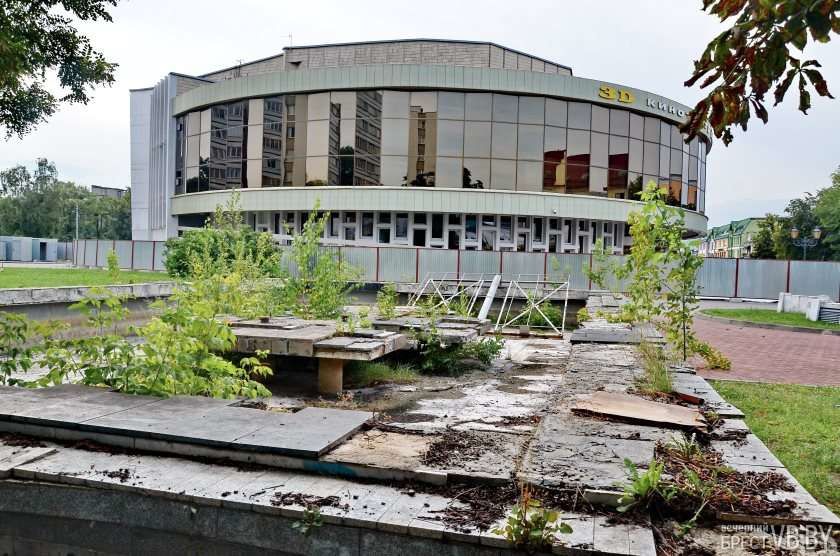 Читатель: Так раньше выглядело место на Советской в Бресте, где сейчас фонтан