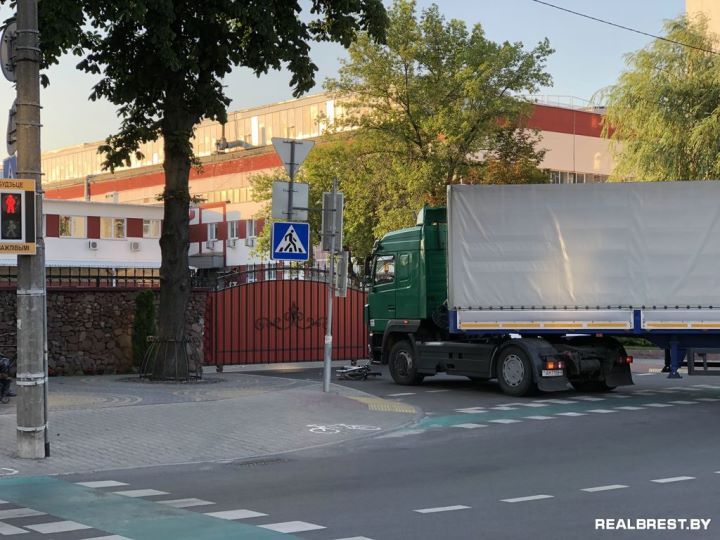 ДТП в Бресте: фура и велосипед