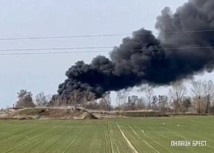 Читатель: Пожар под Брестом у деревни Скоки