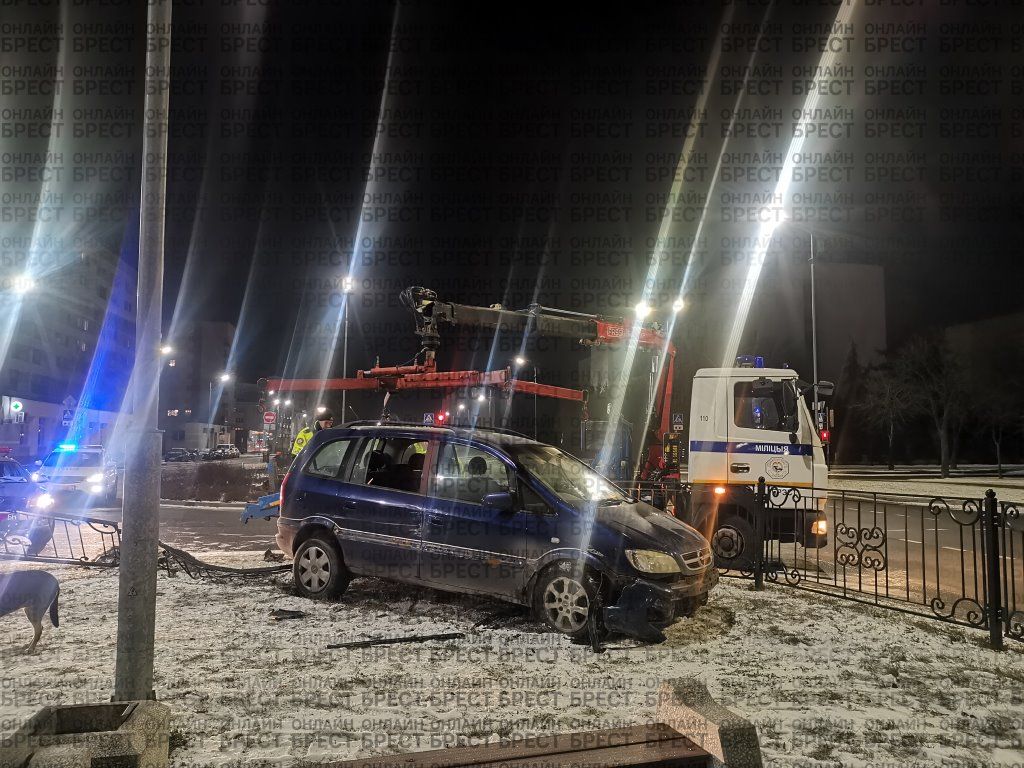 Читательница: Кому-то не повезло встречать так Новый год... Сегодня ночью в Бресте