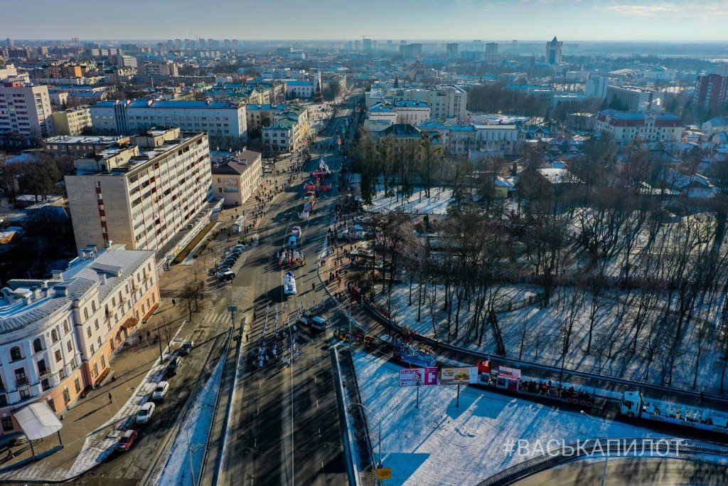 Посмотрите с высоты. Сегодня в Бресте провели рождественский парад