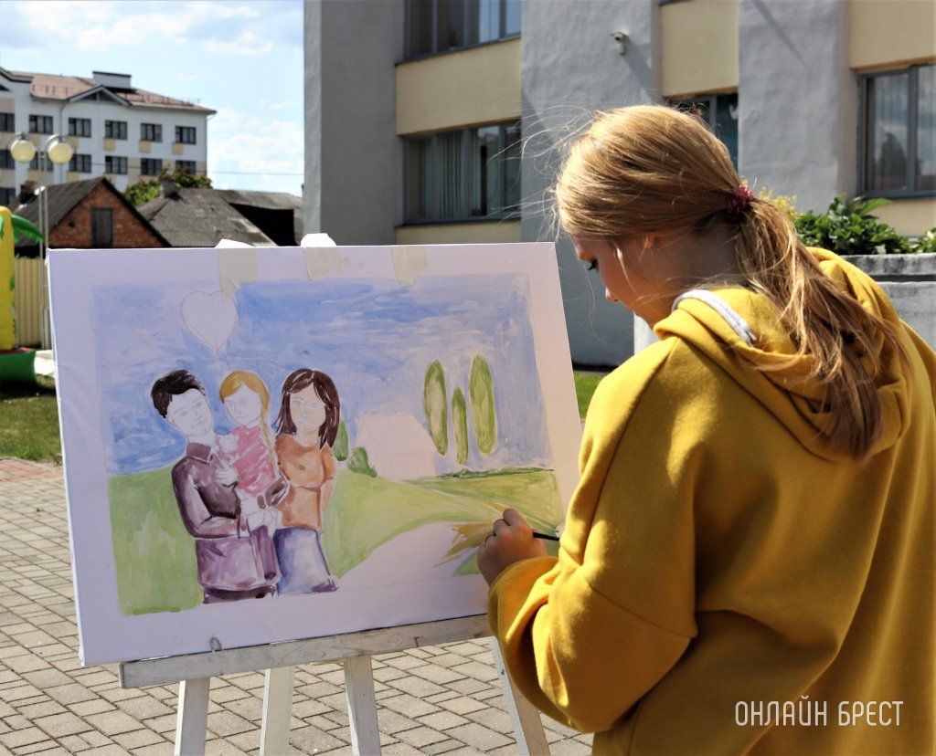 Читатель: На фестивале семей «Семьи за мир и созидание!» в Малорите: ярко, активно и с настроением!