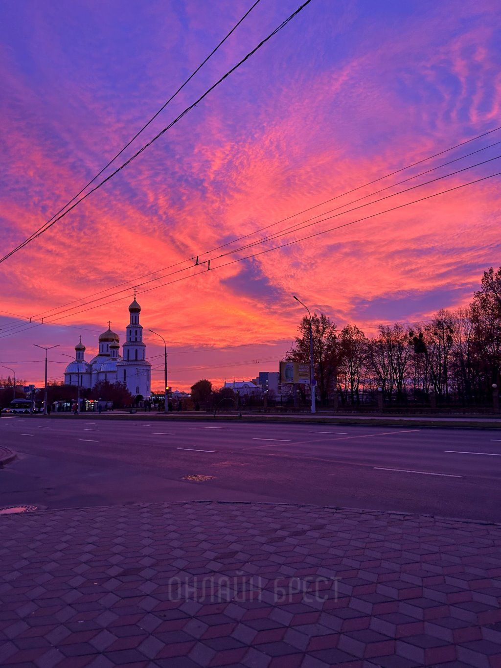 Читатель: Сегодняшний рассвет в Бресте на Востоке